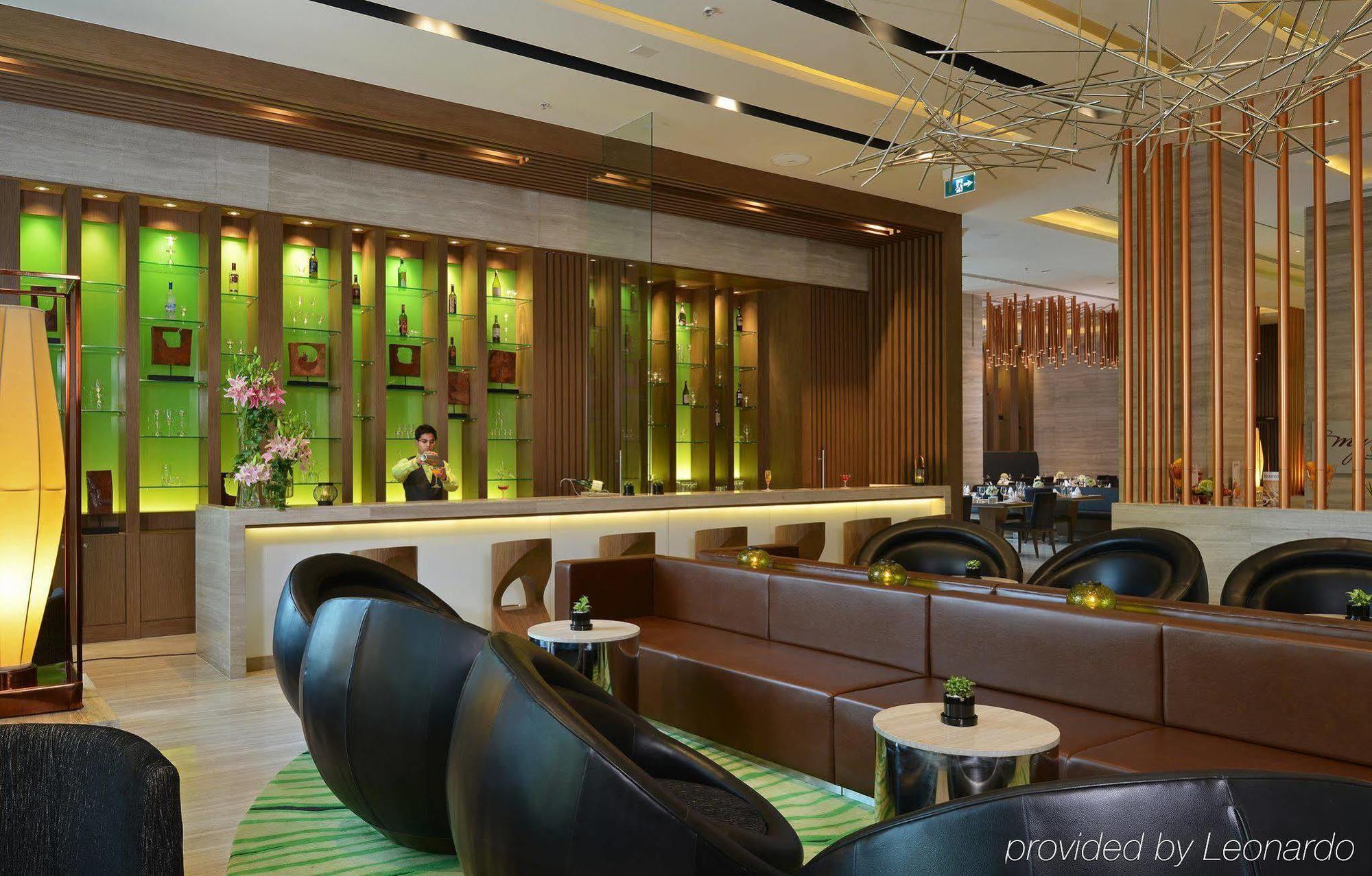 班加罗尔欢迎酒店 外观 照片 The lounge at KLIA