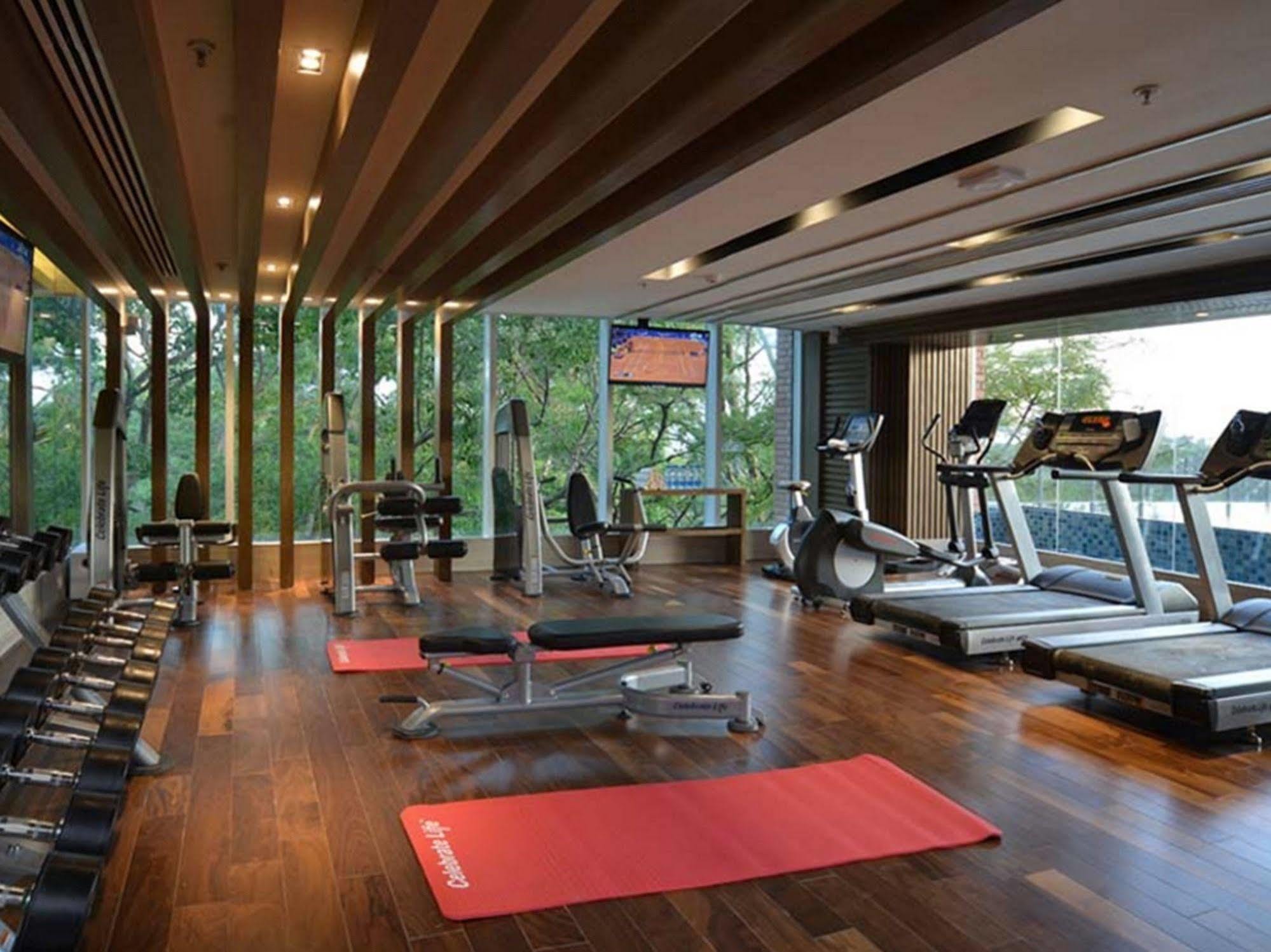 班加罗尔欢迎酒店 外观 照片 The gym at the hotel