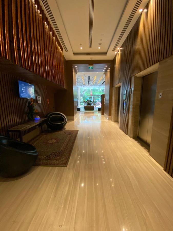 班加罗尔欢迎酒店 外观 照片 The lobby of the hotel